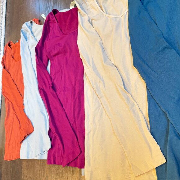 5 NEW Nikibiki Soft Long Sleeve Scoop Neck Tops - Picture 2 of 9